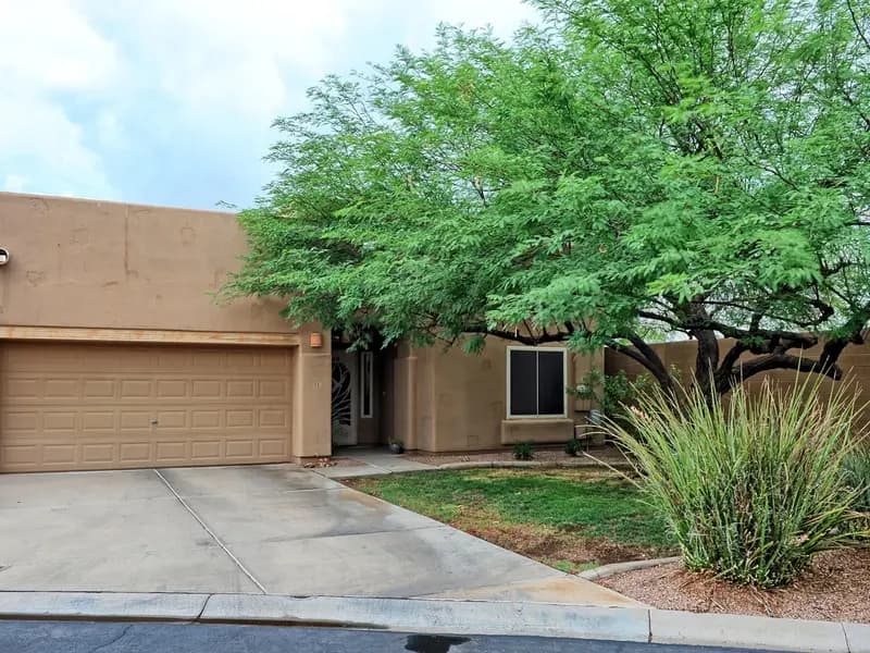 440 S Val Vista Drive 11, Mesa, AZ 85204
