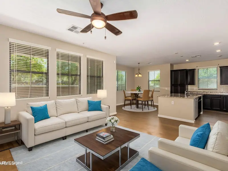 3900 E Baseline Road 115, Phoenix, AZ 85042