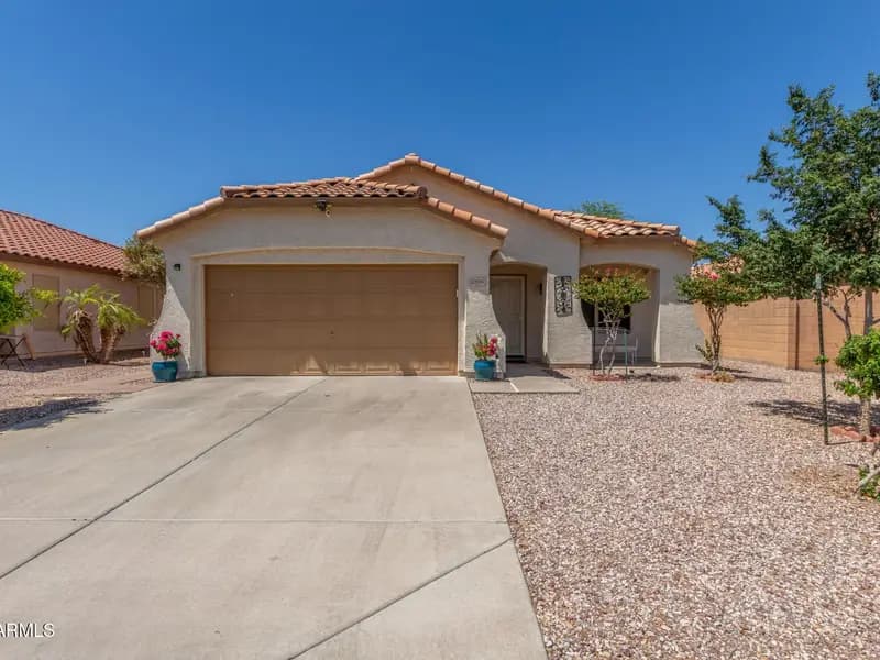 2896 W Hayden Peak Drive, San Tan Valley, AZ 85144